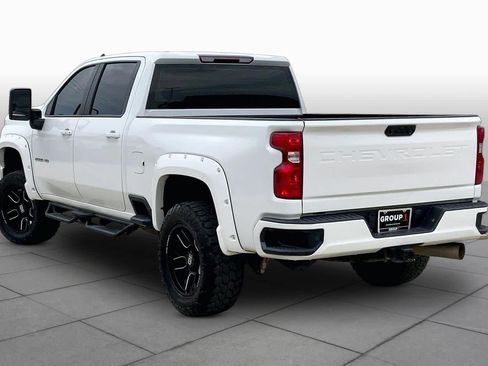Used 2024 Chevrolet Silverado 2500 LT AWD/4WD image 11