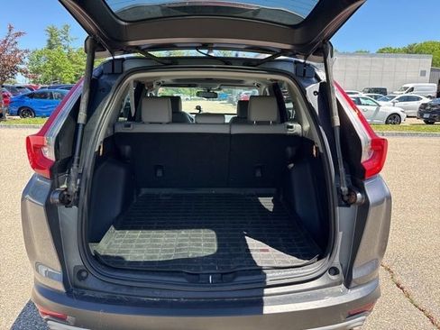Used 2018 Honda CR-V Touring image 13