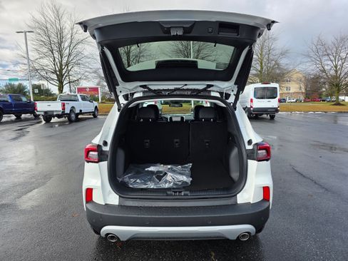 New 2026 Ford Escape Platinum w/ Premium Technology Package image 9