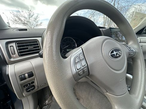 Used 2010 Subaru Forester 2.5X Premium image 41