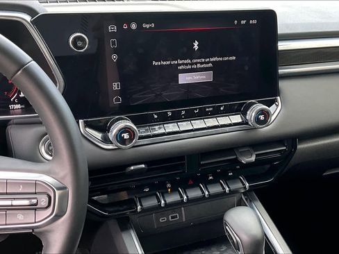 Used 2024 GMC Canyon Elevation w/ Elevation Premium Package image 7