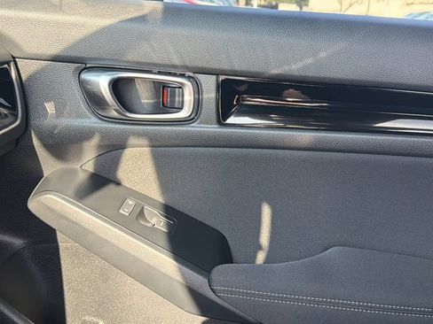 Used 2025 Honda Civic Sport image 19