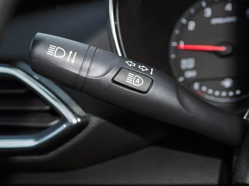 Used 2023 Chevrolet TrailBlazer LT w/ Convenience Package FWD image 28