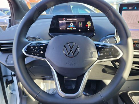 New 2026 Volkswagen ID.4 Pro RWD image 18