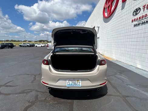 Used 2024 MAZDA MAZDA3 s FWD image 29