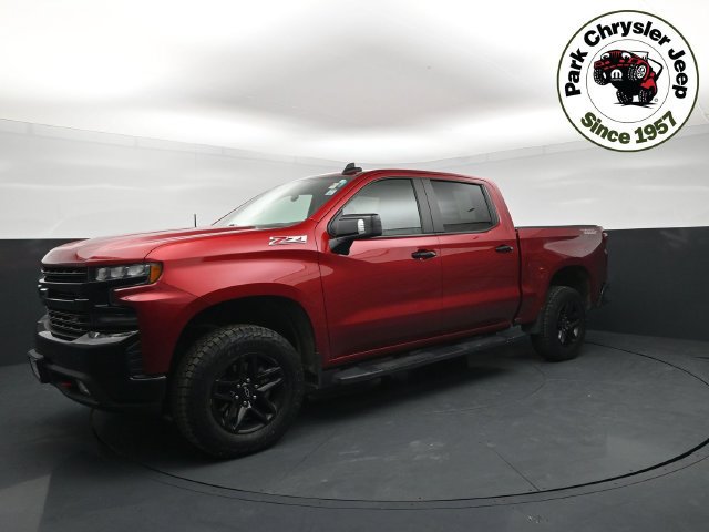Used 2022 Chevrolet Silverado 1500 LT Trail Boss w/ LT Trail Boss Premium Package AWD/4WD image 2