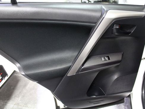 Used 2017 Toyota RAV4 LE image 19