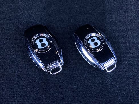 Used 2020 Bentley Continental GT image 33