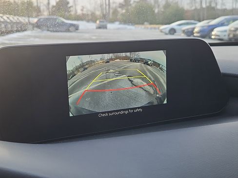 Used 2023 MAZDA MAZDA3 s image 9