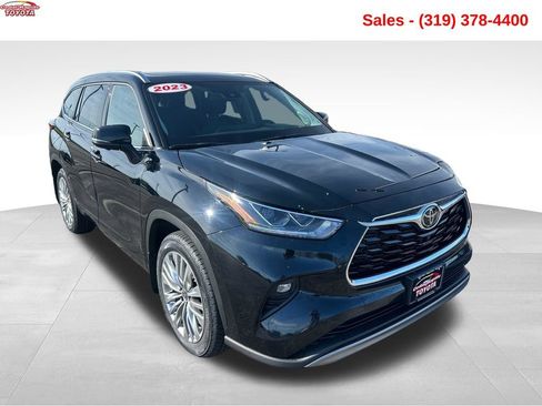 Used 2023 Toyota Highlander Platinum AWD/4WD image 8