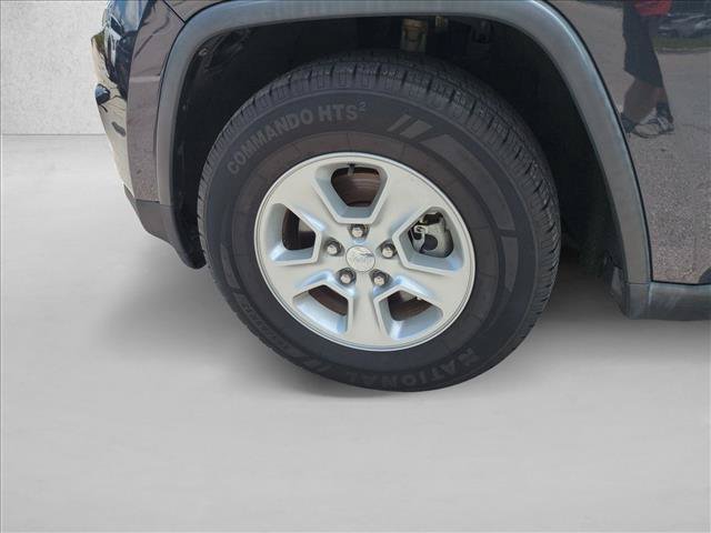 Used 2016 Jeep Grand Cherokee Laredo w/ Quick Order Package 23E RWD image 24