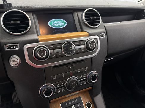 Used 2015 Land Rover LR4 HSE AWD/4WD image 21