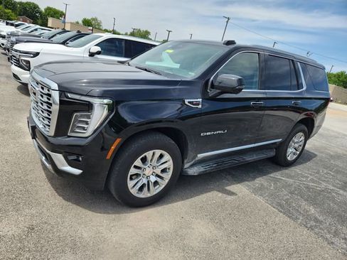 Used 2025 GMC Yukon Denali AWD/4WD image 2