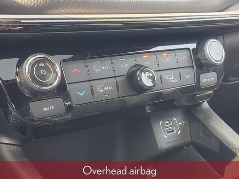 Used 2025 Jeep Compass Limited w/ High Altitude Package AWD/4WD image 28