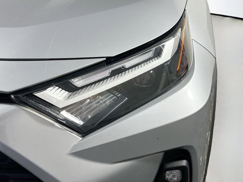 Used 2023 Toyota RAV4 XLE Premium image 11