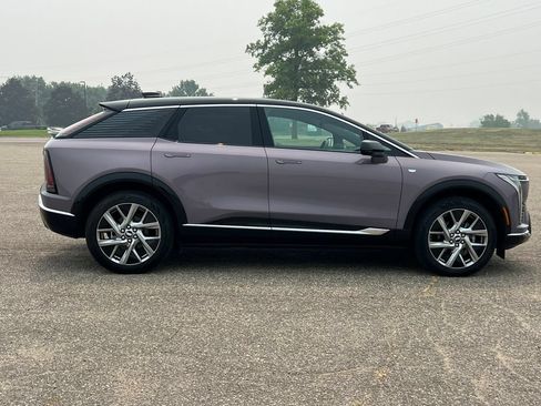 New 2026 Cadillac Optiq Luxury 1 AWD/4WD image 46