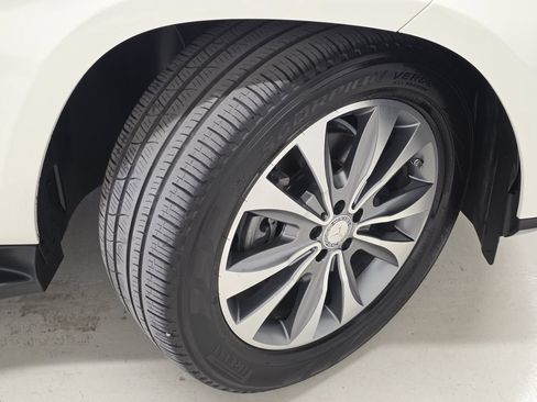Used 2015 Mercedes-Benz GL 450 4MATIC image 53