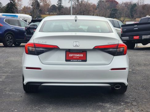 Used 2024 Honda Civic Sport image 6