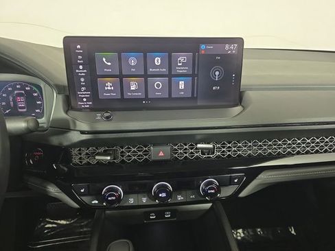 Used 2023 Honda Accord EX-L image 21