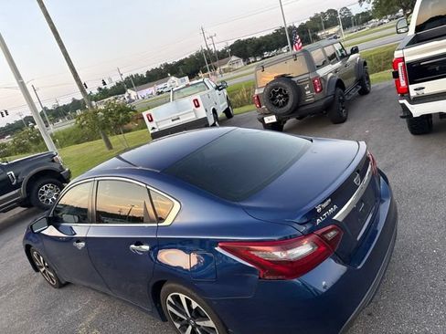 Used 2018 Nissan Altima 2.5 SR FWD image 15