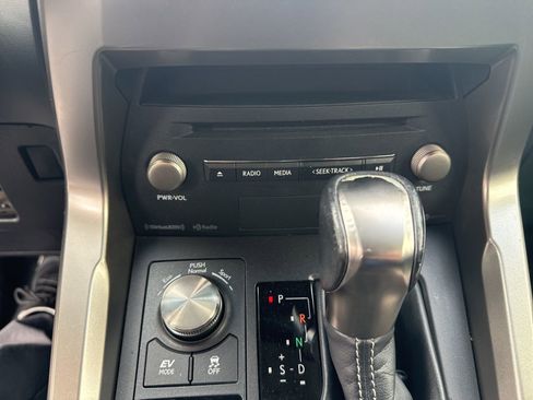 Used 2018 Lexus NX 300h AWD w/ Premium Package image 14