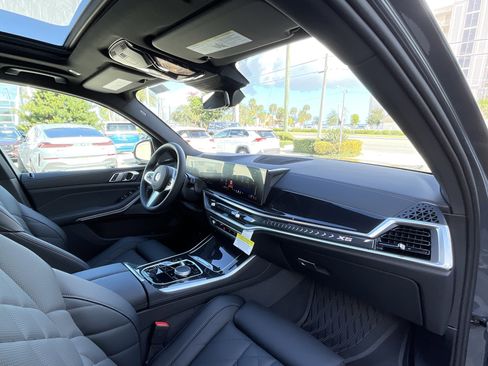 New 2026 BMW X5 sDrive40i w/ M Sport Package image 21