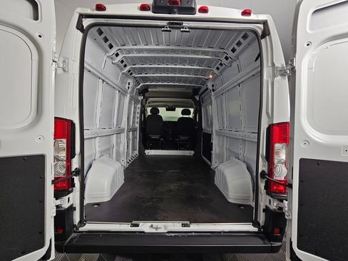New 2026 RAM ProMaster 2500 FWD image 14