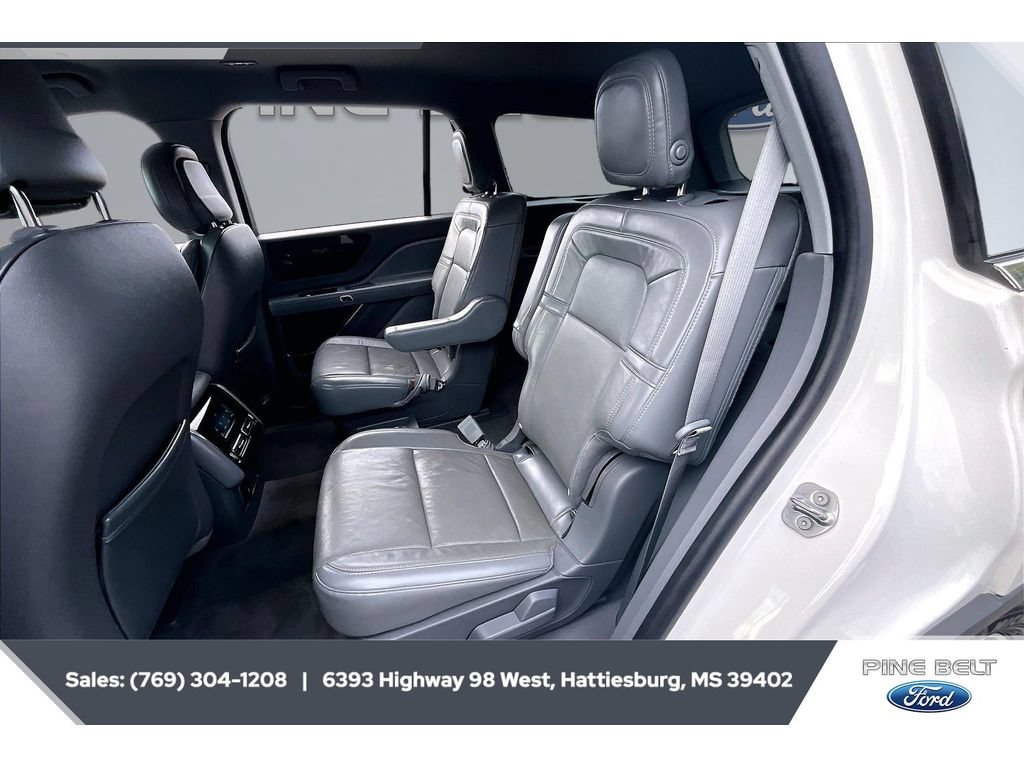 Used 2020 Lincoln Aviator Reserve w/ Elements Package Plus AWD/4WD image 19