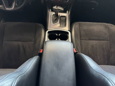 Used 2019 Dodge Charger Scat Pack w/ Dynamics Package RWD image 24