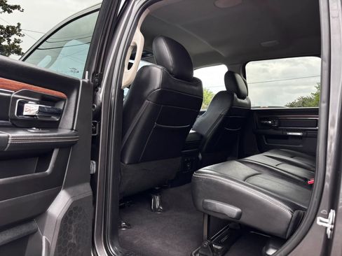Used 2018 RAM 2500 Laramie AWD/4WD image 25