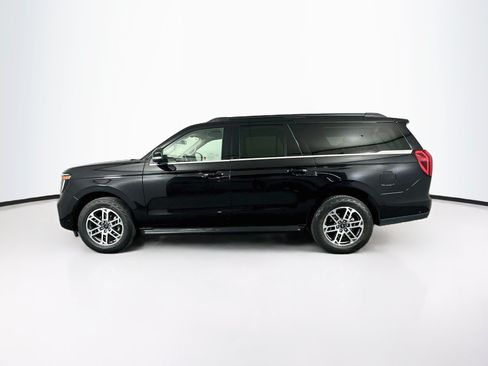 Used 2025 Ford Expedition Max Active AWD/4WD image 4