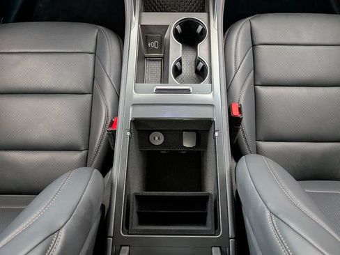 Certified 2024 Lincoln Nautilus Premier w/ Jet Appearance Package AWD/4WD image 33