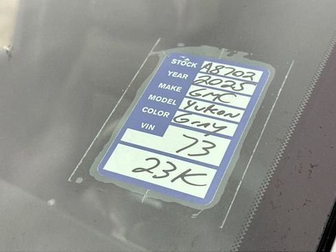 Used 2025 GMC Yukon Denali image 27