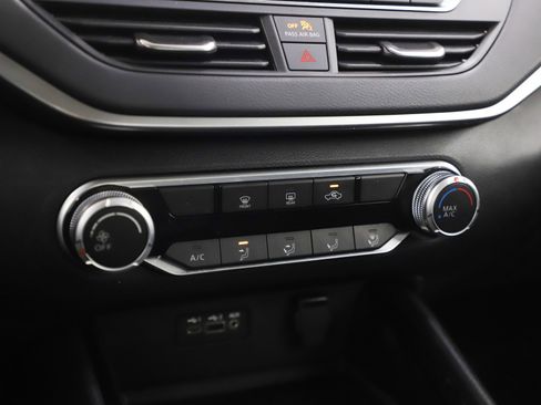 Used 2021 Nissan Altima 2.5 SV image 21