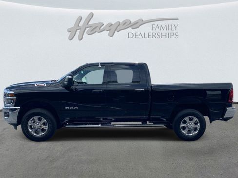 Used 2026 RAM 2500 Big Horn AWD/4WD image 8
