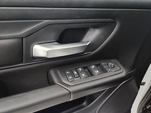 New 2026 RAM 1500 Express AWD/4WD image 20