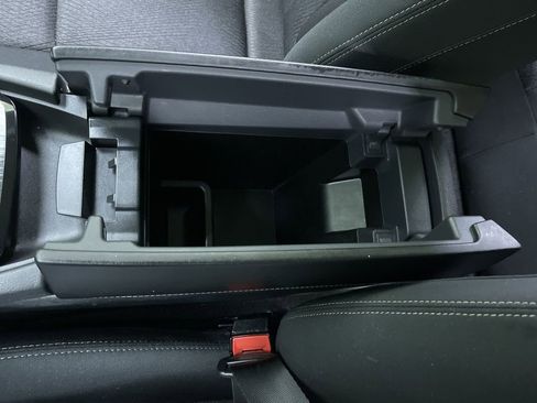 Used 2024 Nissan Rogue SV image 24