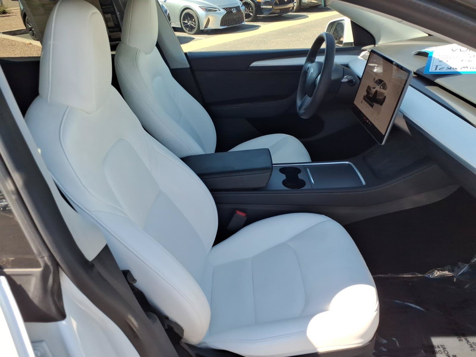 Used 2023 Tesla Model Y Performance AWD/4WD image 14