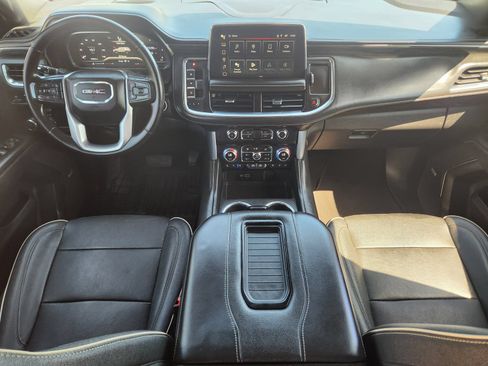Used 2023 GMC Yukon SLT RWD image 30