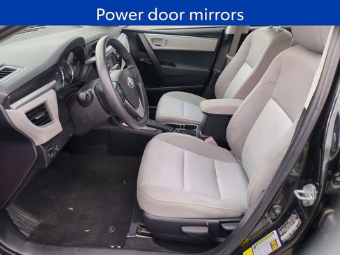 Used 2016 Toyota Corolla LE image 9