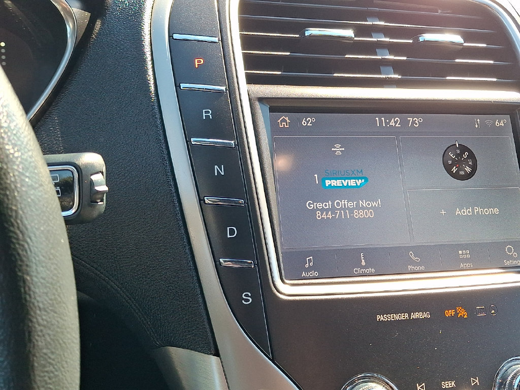 Used 2020 Lincoln Nautilus Premier AWD/4WD image 16