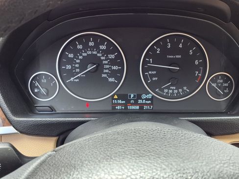 Used 2013 BMW 320i Sedan RWD image 14