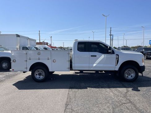 Used 2023 Ford F350 XL AWD/4WD image 15