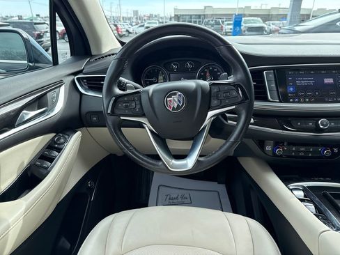 Used 2024 Buick Enclave Essence w/ LPO, Touring Package image 17