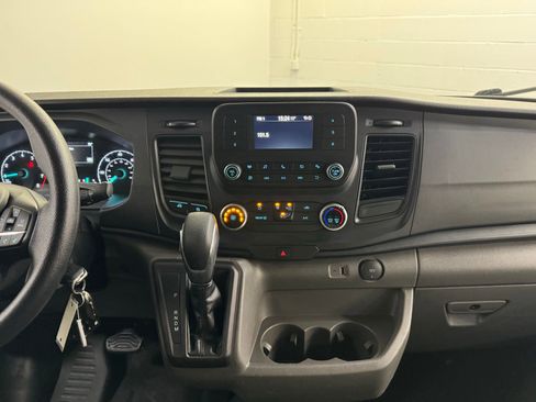 Used 2023 Ford Transit 250 Low Roof AWD w/ Exterior Upgrade Package image 17