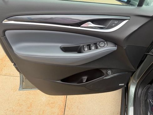 Used 2023 Buick Enclave Essence w/ Experience Buick Package AWD/4WD image 13