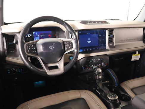 Used 2024 Ford Bronco Wildtrak AWD/4WD image 2