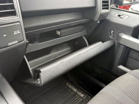 Used 2017 Ford F150 XLT w/ Equipment Group 302A Luxury image 31