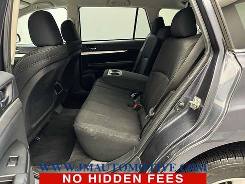 Used 2010 Subaru Outback 2.5i Premium AWD/4WD image 14