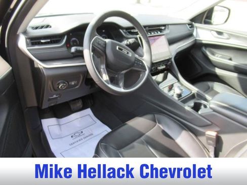 Used 2023 Jeep Grand Cherokee L Limited image 22